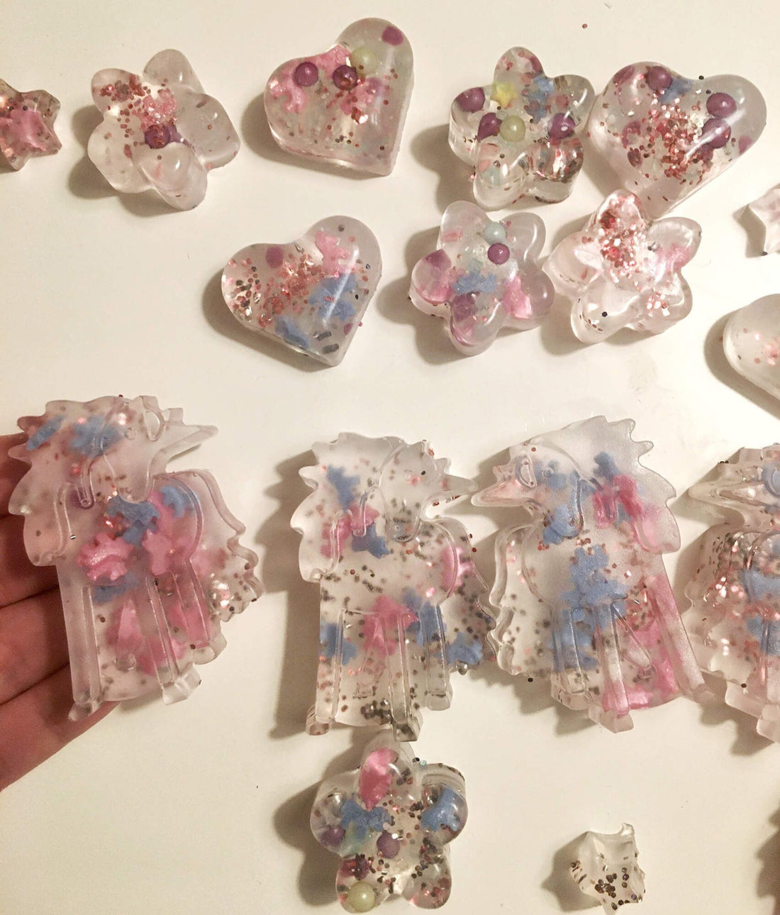 Seife selbst machen - Tolle Beschäftigung für Kinder - malmichbuntbest.com