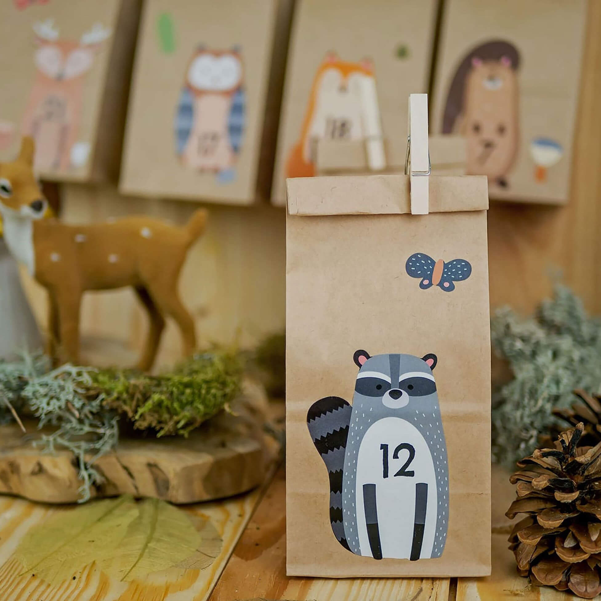 DIY Adventskalender zum Befüllen - Waldtiere malmichbuntbest.com - malmichbuntbest.com