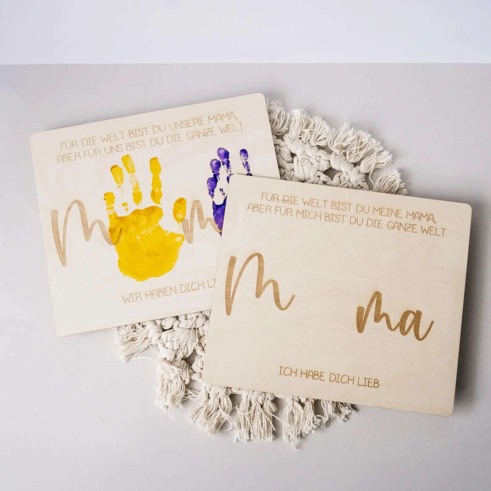 Handabdruck Brettchen Mama – Persönliches Geschenk Muttertag (mehrere Kinder) Alicas Schlawiner - malmichbuntbest.com