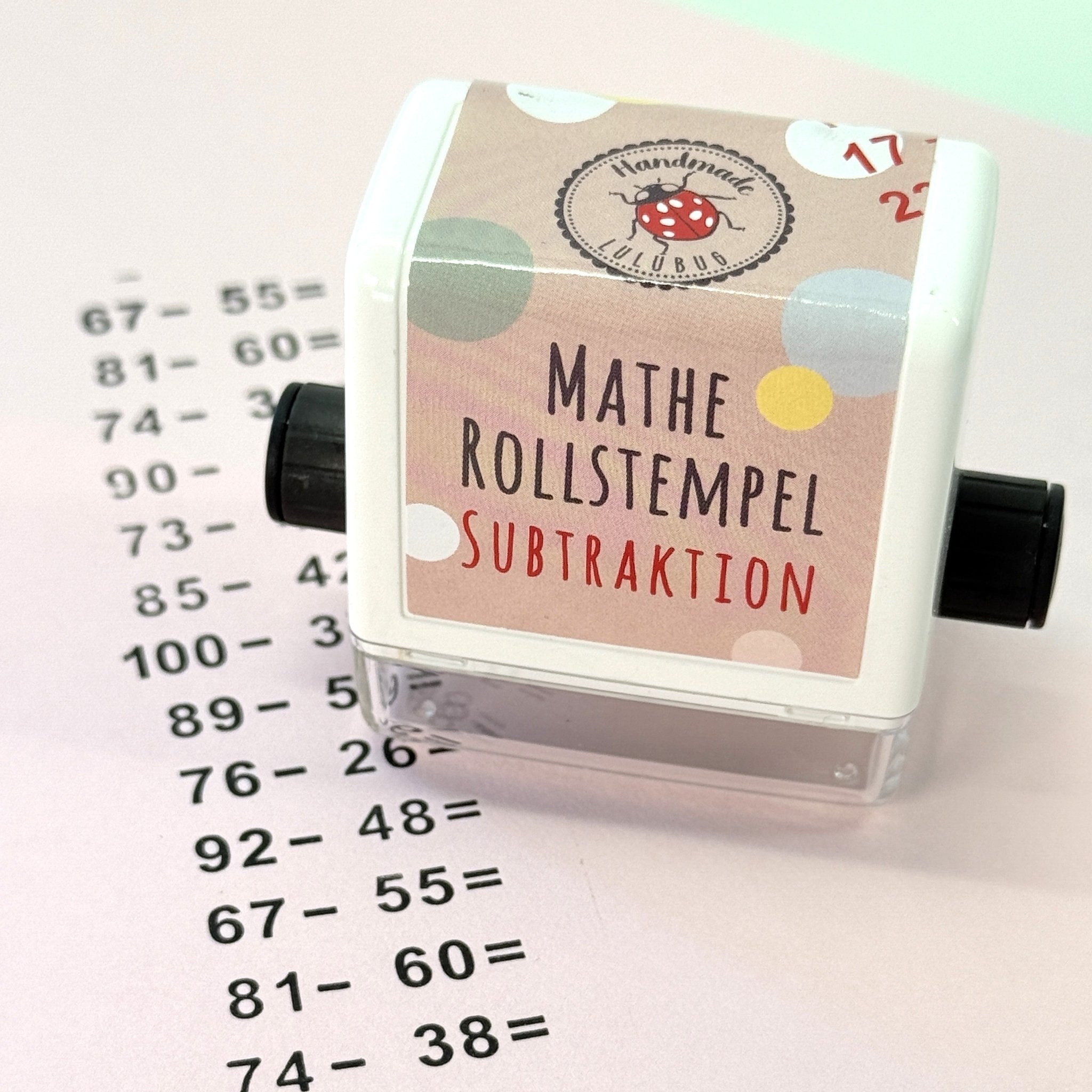 Lulubug Mathe - Stempel "Subtraktion" Bell Trade - malmichbuntbest.com