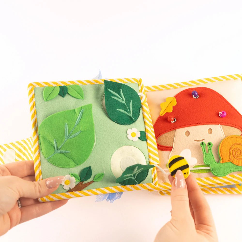 Mini Quiet Book "Kleine Buntschuppe" (ab 6 Monate) Jolly Designs - malmichbuntbest.com