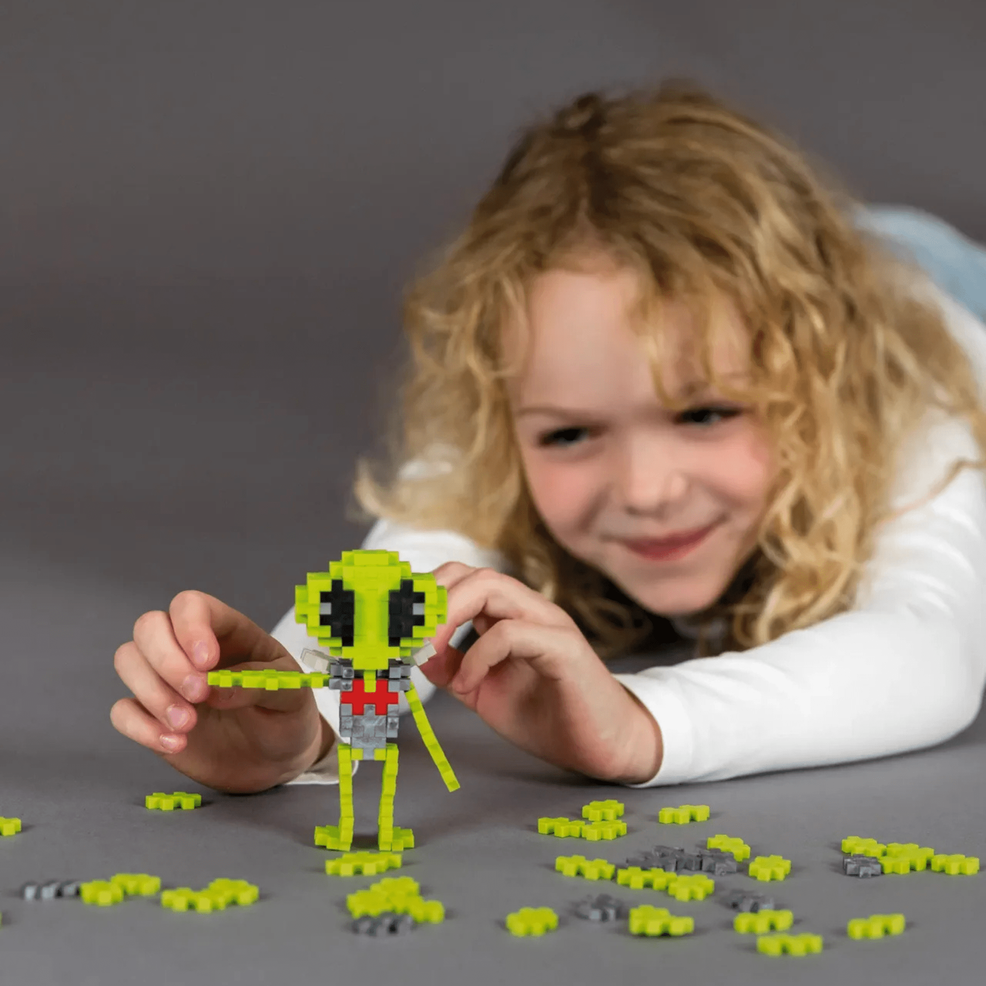 Plus - Plus 100 Kreativ Bausteine Alien Plus Plus - malmichbuntbest.com
