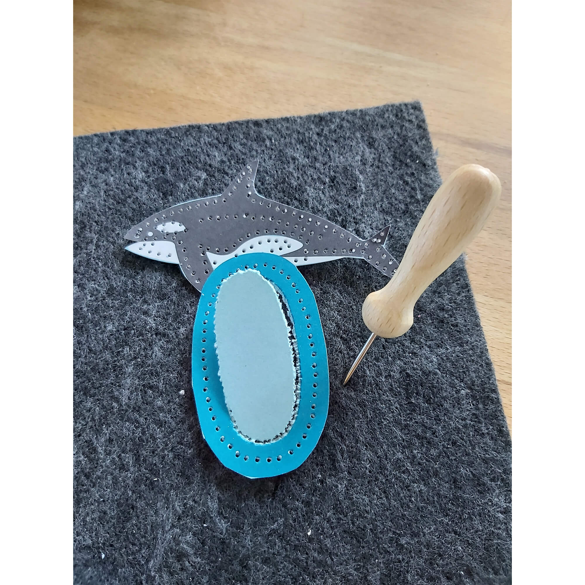 Prickelset für Kinder - Buchstaben zum Prickeln Familienmomente - malmichbuntbest.com