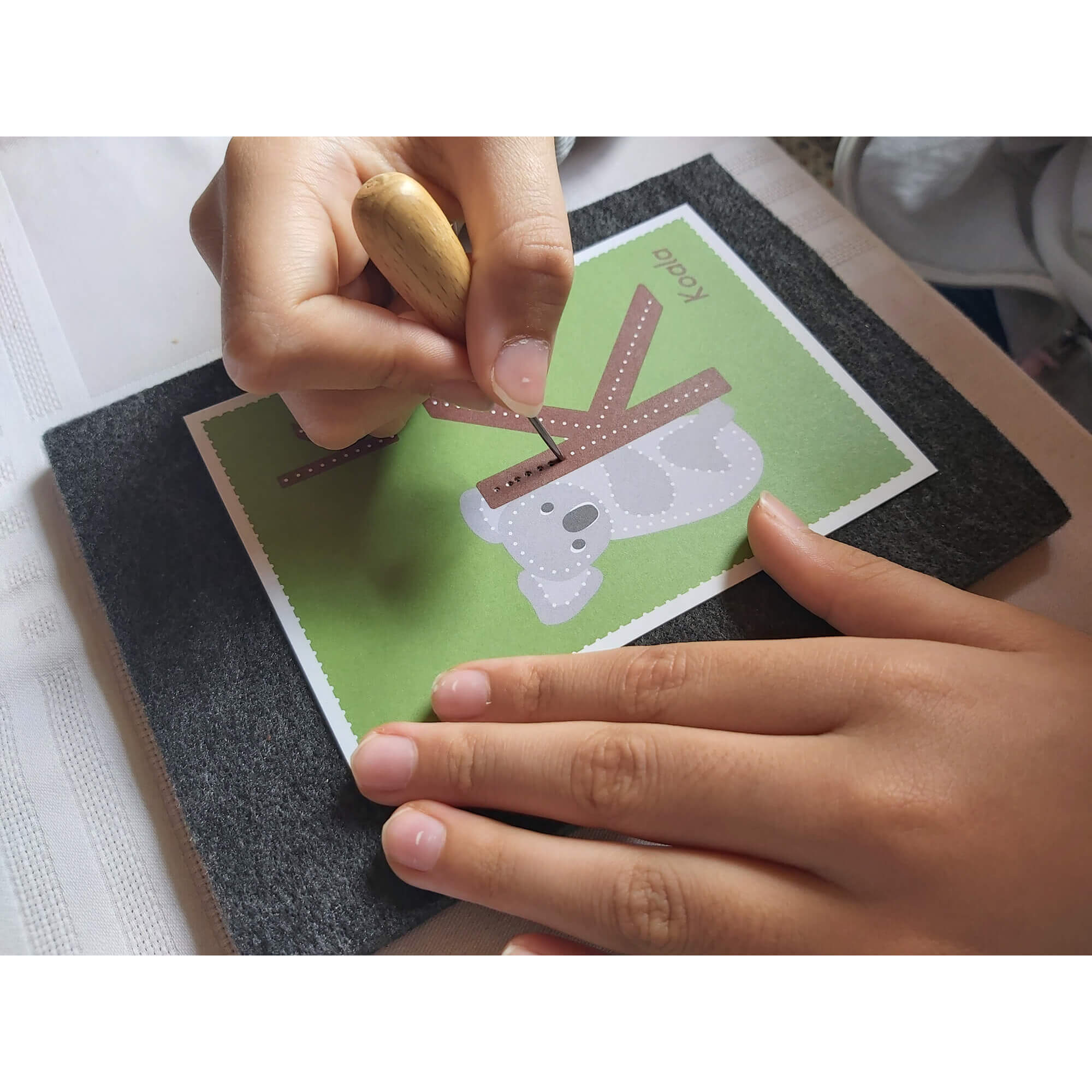 Prickelset für Kinder - Buchstaben zum Prickeln Familienmomente - malmichbuntbest.com