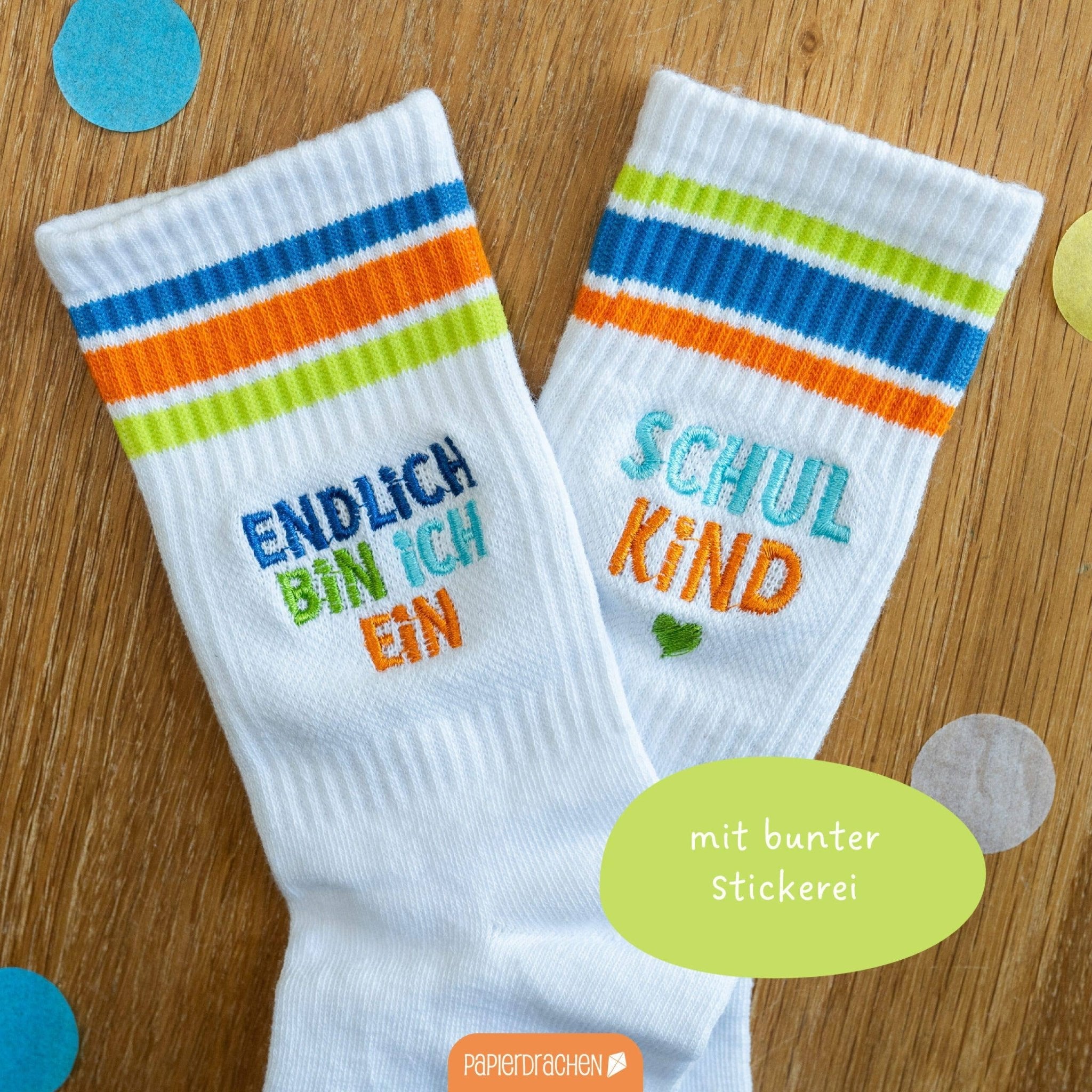 Schulanfang Socken - blau - Endlich bin ich ein Schulkind Papierdrachen - malmichbuntbest.com